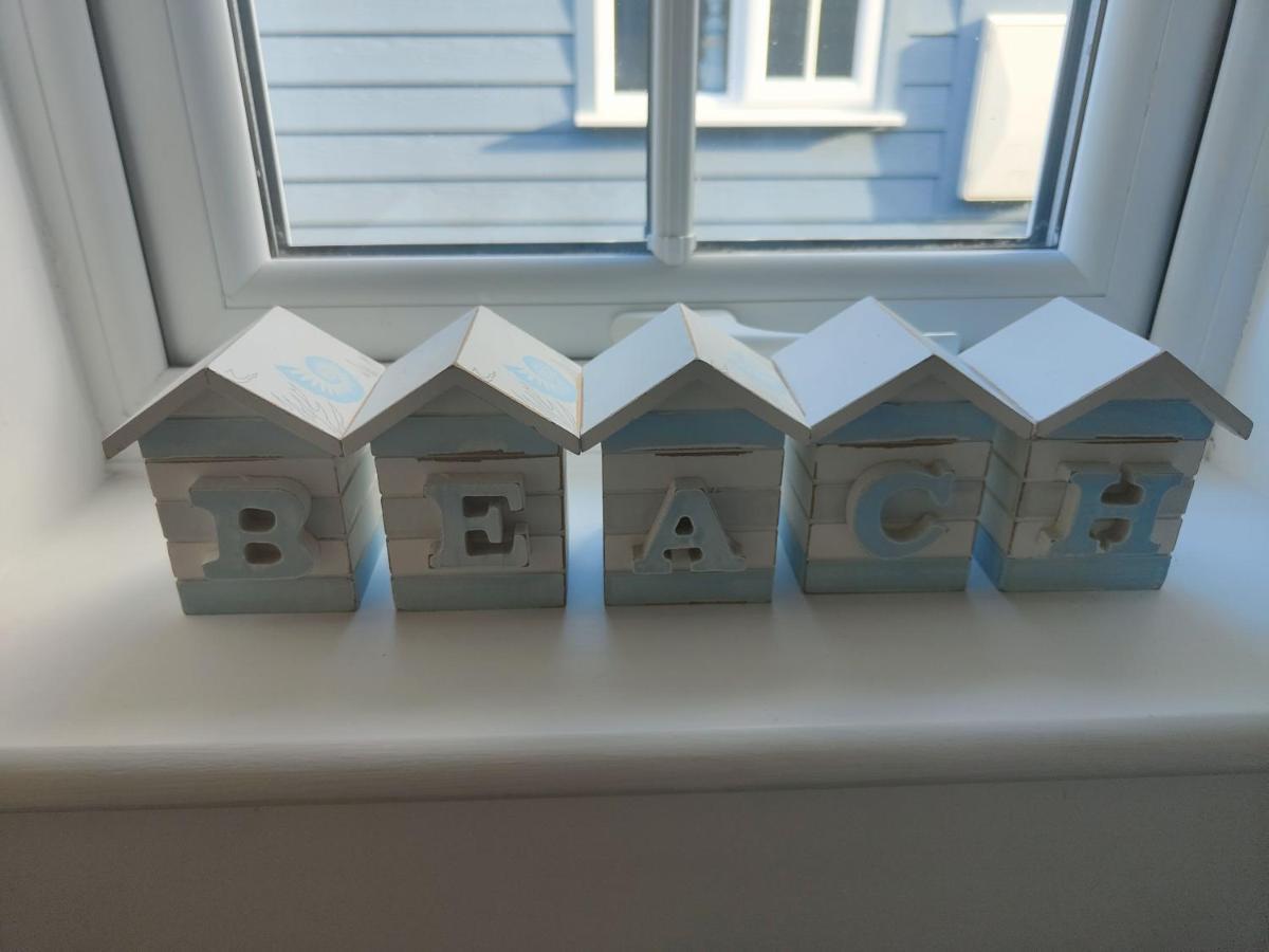 Azure Beach House Filey Extérieur photo